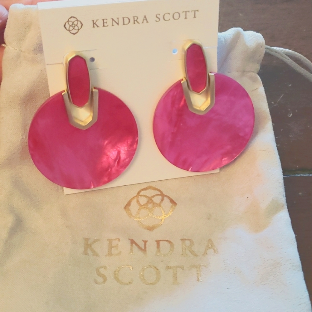 Kendra Scott Didi gold and pink earring